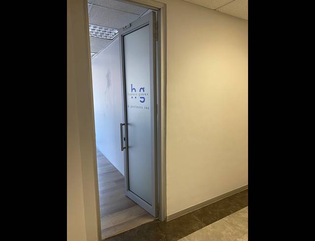 169M² OFFICE TO LET IN CAPE TOWN CITY CENTRE